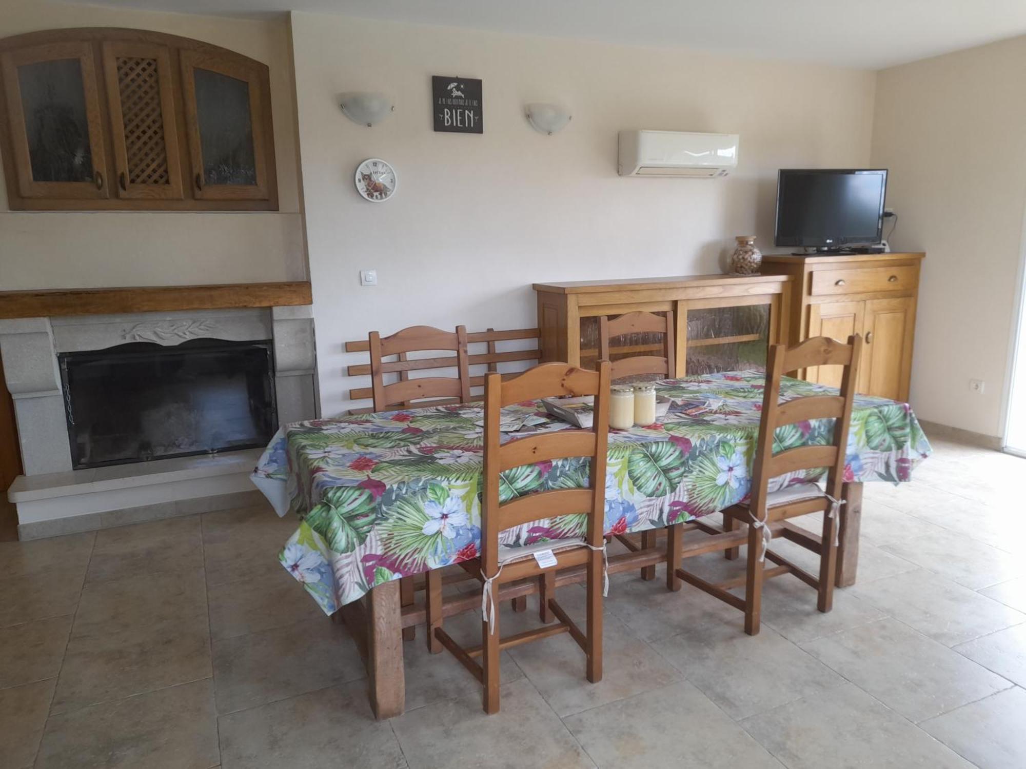 Maison A La Campagne Volx Kültér fotó